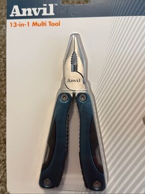 Anvil 13 in 1 Multi Tool